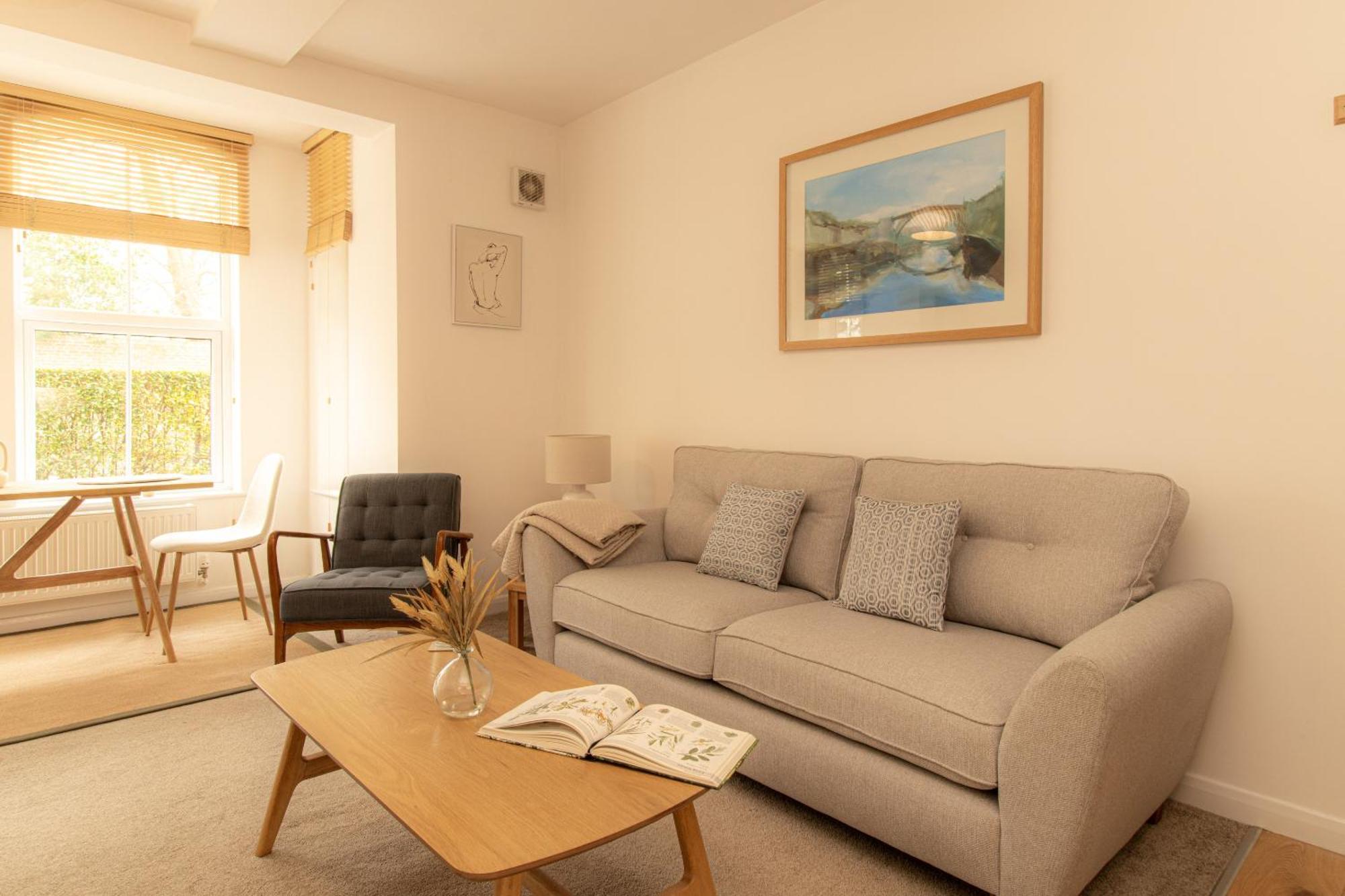 Crescent House Apartments 特尔福德 客房 照片