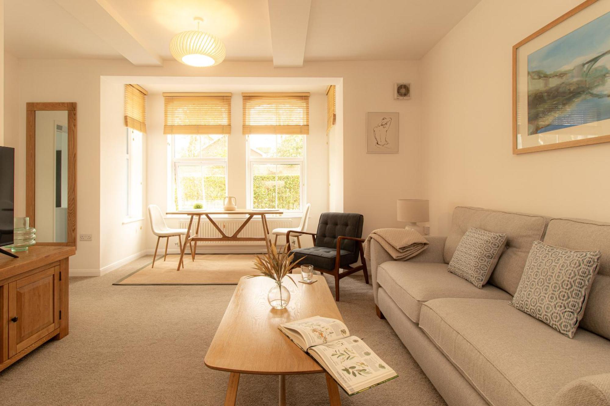 Crescent House Apartments 特尔福德 客房 照片