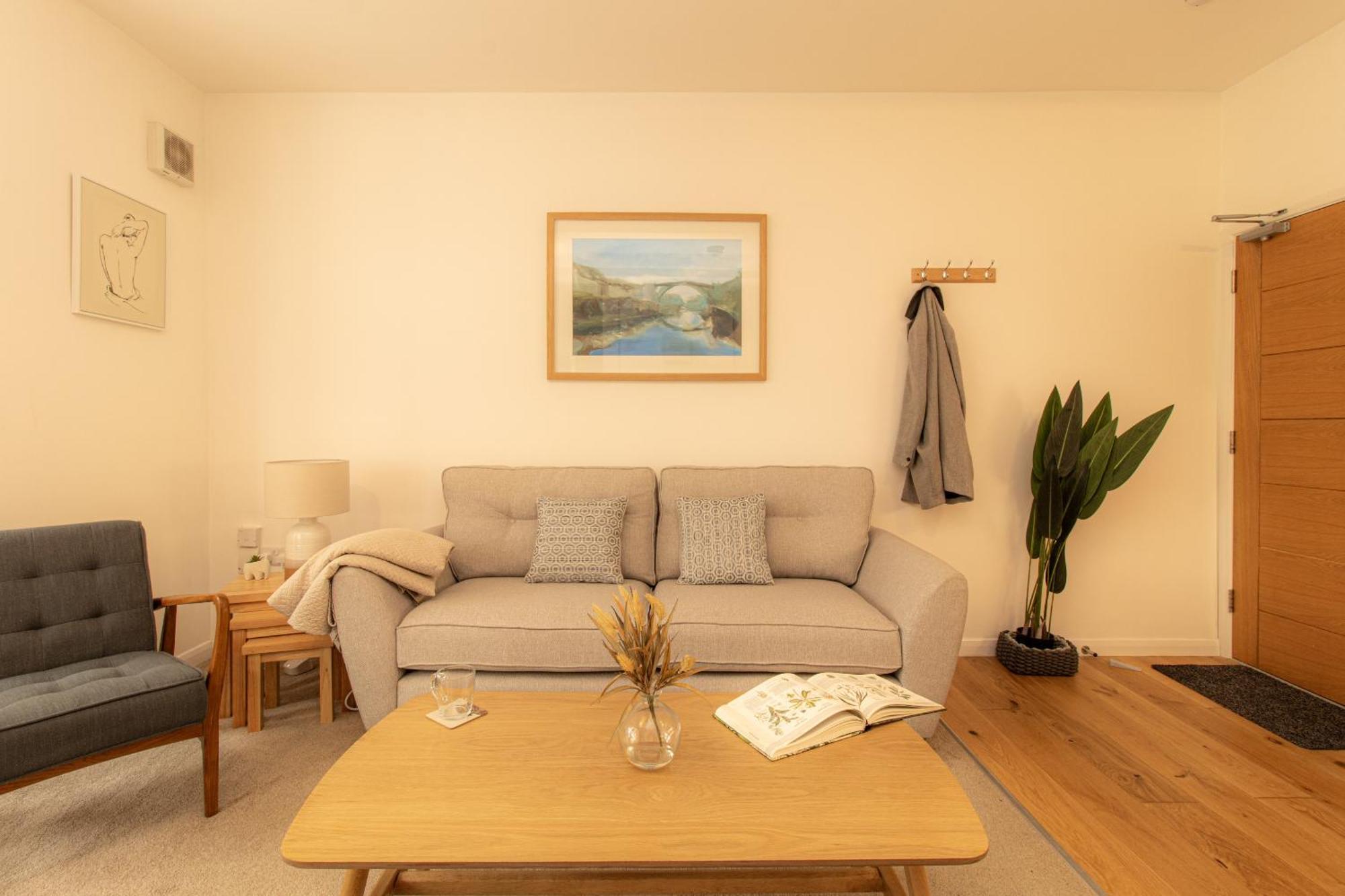 Crescent House Apartments 特尔福德 客房 照片