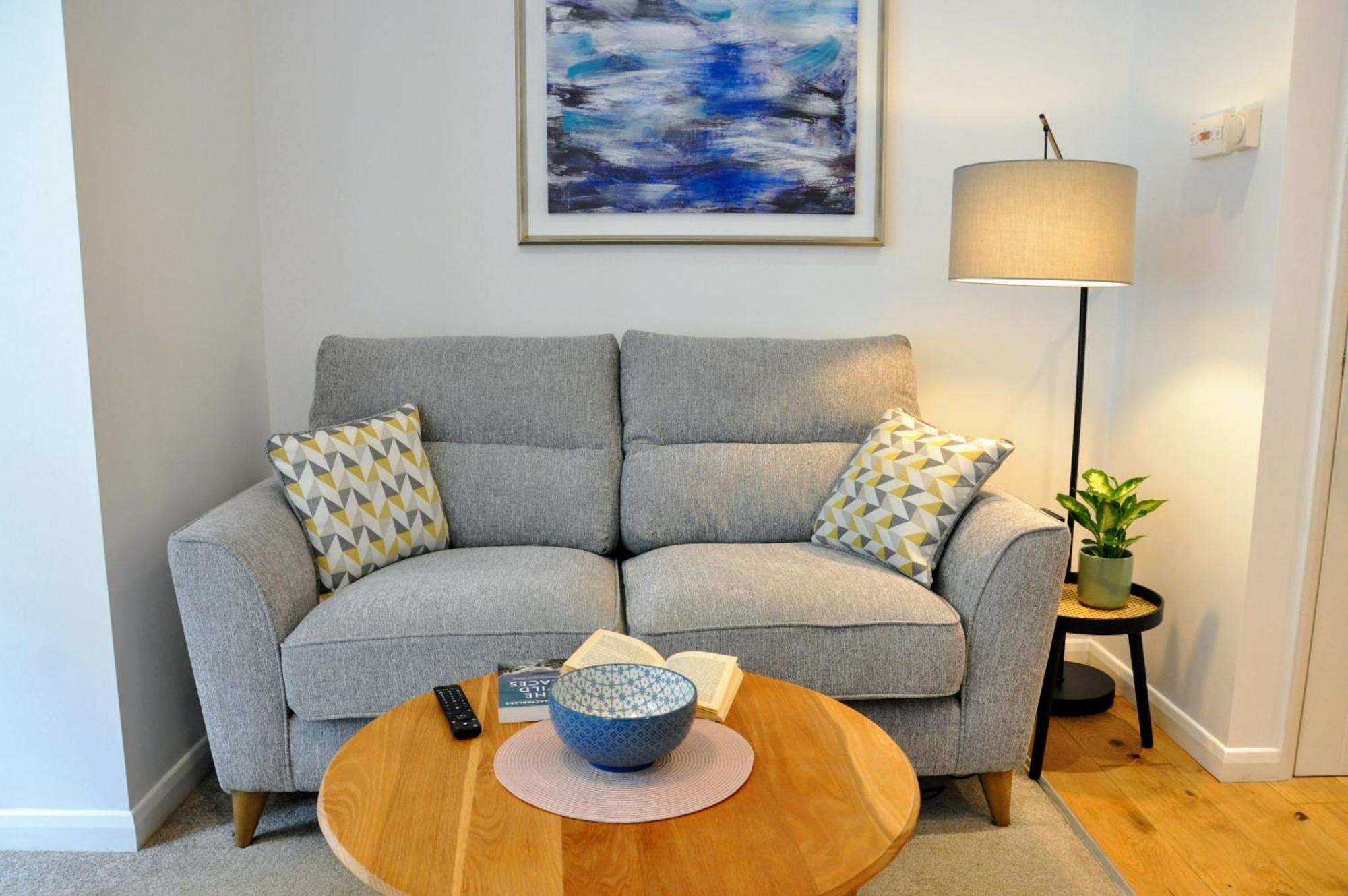 Crescent House Apartments 特尔福德 客房 照片